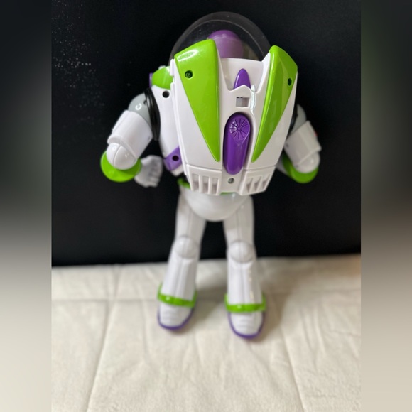 Used Disney Toy Story Talking Action Figure Space Ranger “Buzz Lightyear”. - Picture 3 of 6